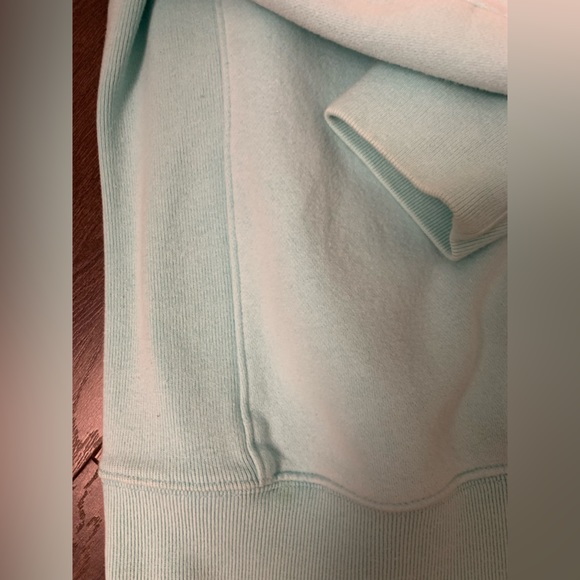 IZOD Golf - Picture 3 of 13